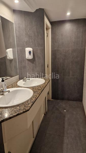 Foto aab2fe89-d8cb-4ebe-b1a0-5436f90210a2. Traspaso local comercial traspaso bar restaurante licencia c3 en Barcelona