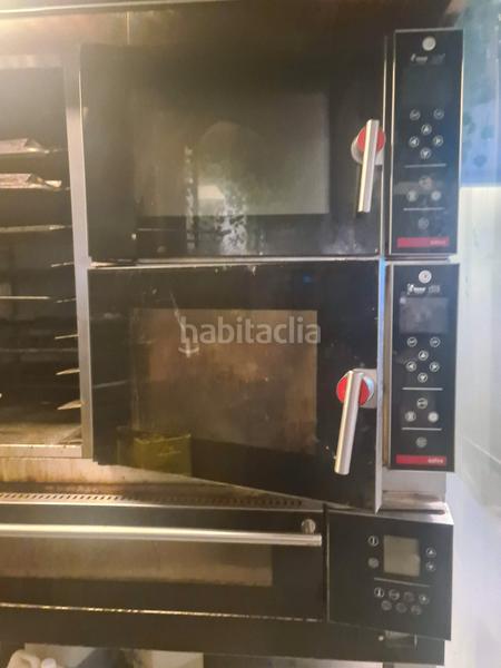 Foto 0d58853b-a2a0-4ffe-be8d-ce22dbab789f. Transfer business premise with heating in L´Antiga Esquerra de l´Eixample Barcelona