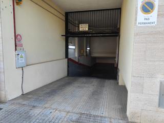 Car parking in Santa María del Camí. 2 plazas de parking en venta en bunyola