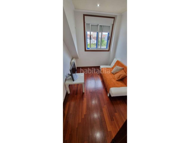 Foto c7e26cb1-1c2f-4e8d-a4c7-8a403261e7db. Alquiler piso alquiler vivienda temporada escolar en Vilagarcía de Arousa
