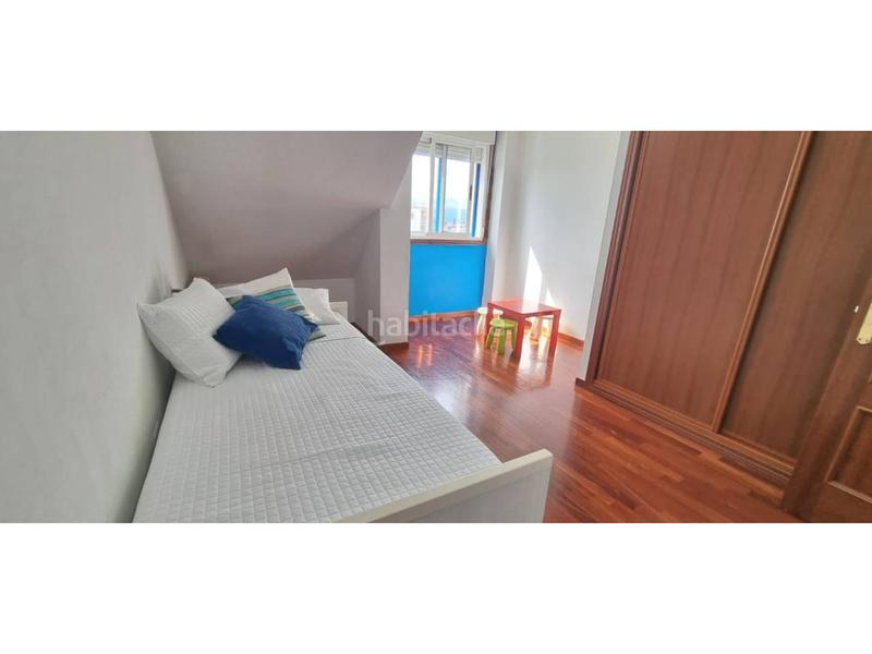 Foto f9780afc-9b16-46ef-a4f9-072654df4d7c. Alquiler piso alquiler vivienda temporada escolar en Vilagarcía de Arousa