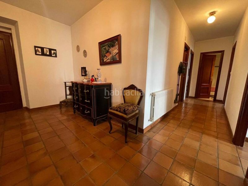 Foto b92e8c2a-6fce-4103-a038-e9b982e433b5. Casa amb calefacció aparcament a Vilanova de Arousa