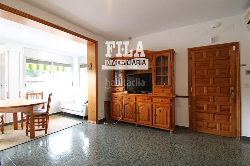 Foto 528f3c3c-a3a5-43bd-802f-6887c451a6b0. Casa adossada amb calefacció aparcament a Cunit residencial Cunit
