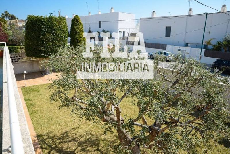 Foto a6bb0df5-3d47-4aec-a67b-fa5aa7511458. Xalet amb calefacció aparcament piscina a Mas Mel Calafell