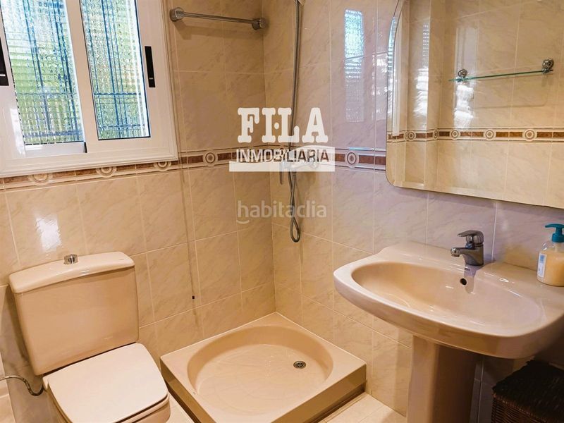 Foto c4c11ff3-dab5-4d16-80dc-f6ea792e38fd. Xalet amb calefacció aparcament piscina a Bonavista Vendrell (El)