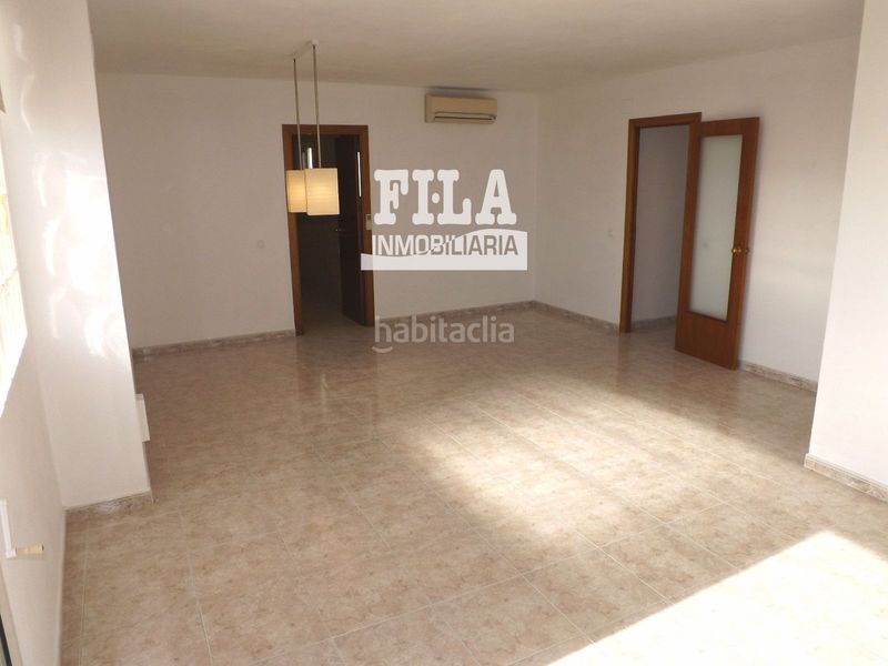 Foto eac1ff5e-fdaf-4fbf-8eff-26433ddf41c2. Àtic amb aparcament piscina a Calafell platja Calafell