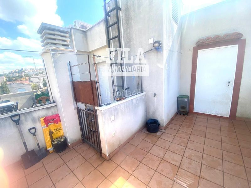 Foto 19b22731-ea0f-4cdf-867f-d391c00a3392. Àtic amb aparcament piscina a Segur de Calafell nucli urbà Segur de Calafell