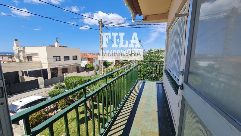 Foto 78d33bb2-7dae-4178-9159-b6da21cd5e15. Casa amb aparcament a Bellamar Calafell