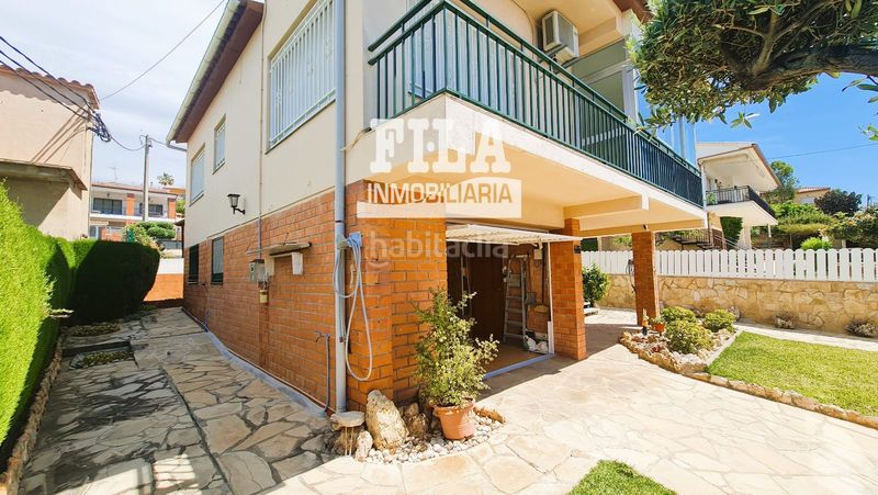 Foto c401e9ae-651a-43a5-9eca-f61dbda7218b. Casa amb aparcament a Bellamar Calafell