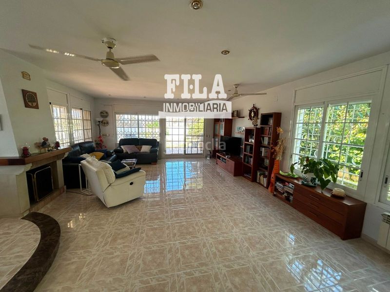Foto b3d996b9-8fa7-4705-84a3-f05541f07d5b. Casa amb calefacció aparcament a Mas Mel Calafell