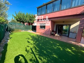 Casa adossada  Bruc. Casa unifamiliar