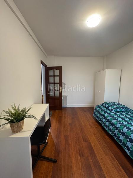 Foto 6617118a-4124-494b-bb6c-4582b7e9ae7b. Alquiler piso para estudiantes de septiembre a junio. piso amara, exterior, balcón, calefacción gas. en Donostia - San Sebastián