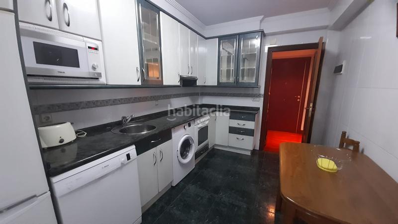 Foto fdb947cd-039c-43bd-8fac-3ecb9fee8736. Rent flat with heating in Egia Donostia - San Sebastián