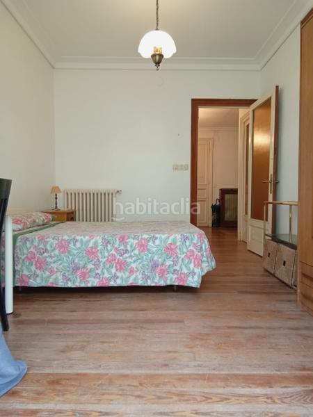 Foto 62c19263-7a10-4d67-ac5e-421d6490df43. Rent flat with heating in Área Romántica Donostia - San Sebastián