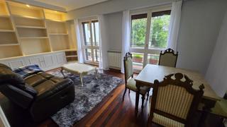 Miete Etagenwohnung  Luis pradera. Piso ategorrieta, impecable, calefacción gas, balcones, terraza,
