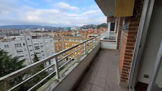 Pis  Illunbe. Amplio apartamento amara, calle illunbe, a reformar, alto, terra