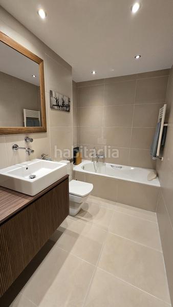 Foto b43b4f79-1524-4240-94e4-b51da90eb3ff. Pis amb calefacció aparcament a Riberas Donostia - San Sebastián