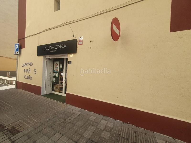 Foto 7aea7fb1-e929-4192-8b55-d0a492bcd35d. Alquiler local comercial local esquinero en planta baja en Sabadell
