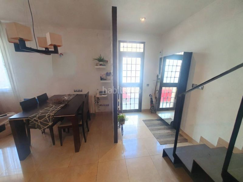 Foto ab747c3d-f6b8-4934-afed-13c898c115e7. Casa amb calefacció a Covadonga Sabadell