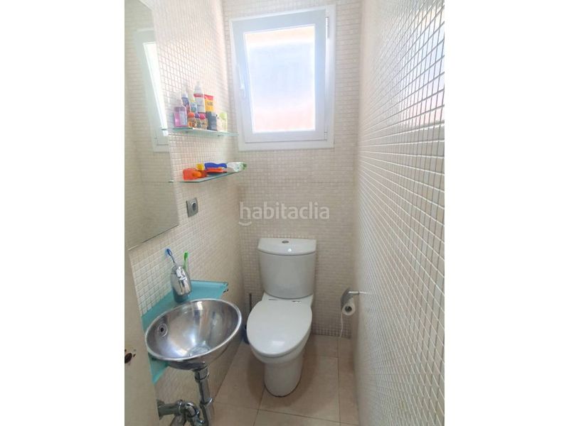 Foto f0c32d6b-512c-48c7-b703-b3beed62fb39. Casa amb calefacció a Covadonga Sabadell