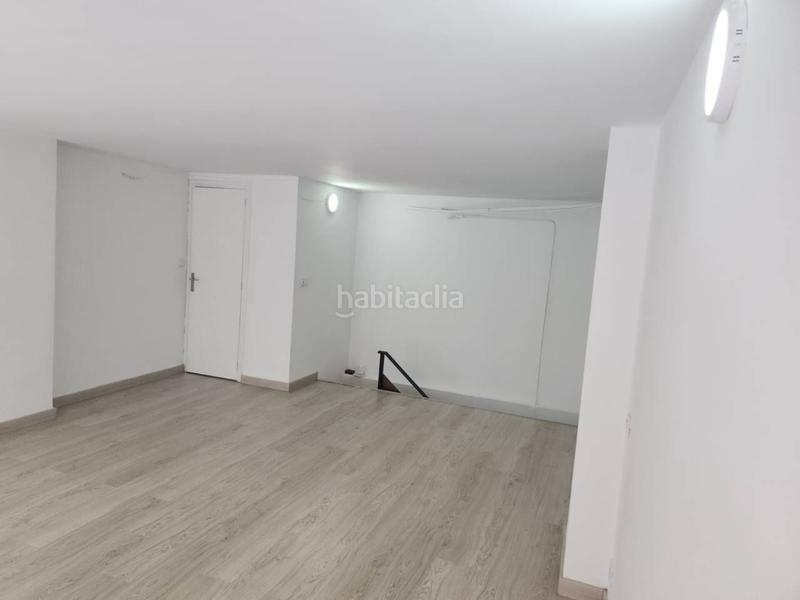 Foto 1b30a5ba-132c-44ec-ab1d-1498af4ee634. Local comercial  en sol i padris en Sabadell