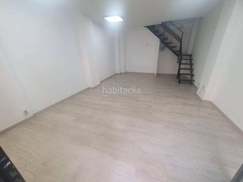 Foto 4bf3e7c3-5f12-42b4-aab4-7657cef64e4d. Local comercial  en sol i padris en Sabadell