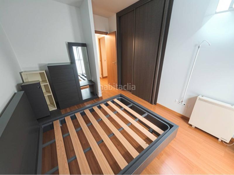 Foto 4e077460-1131-4d39-a3ea-1046cf8a0ff9. Flat with heating parking in Creu de Barberà Sabadell