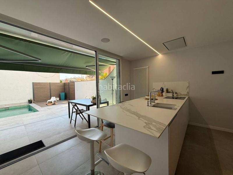 Foto f68be206-f363-479a-9fcf-01a3e4d2b680. Maison avec chauffage parking piscine dans Centre Sabadell