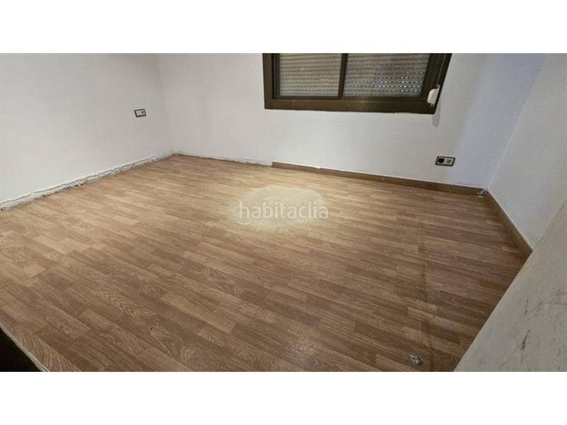 Foto c2655588-e885-4b7a-bbca-c9bcd2230e4b. Flat in Centre-Eixample-Can Llobet Barberà del Vallès