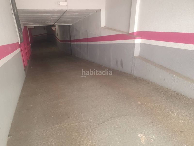 Foto e5d231d6-1e49-48ff-be83-b9947c852812. Aparcament cotxe a Centre Sabadell