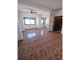 Flat  Calle bonaigua. Piso económico. ca noriach