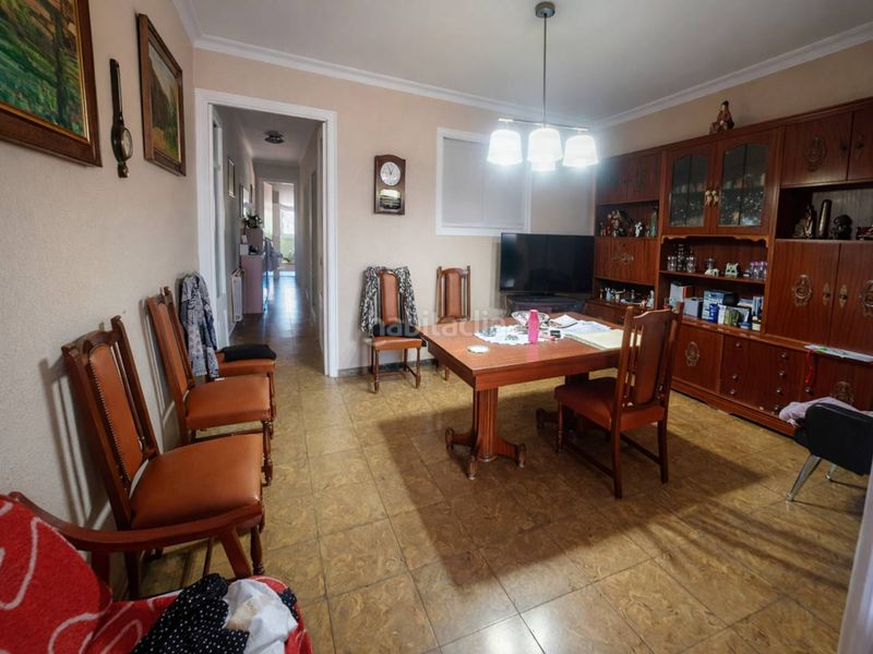 Foto c6c78e8c-f65e-4c1a-b15e-a718eaac256f. Casa amb calefacció aparcament a Creu de Barberà Sabadell