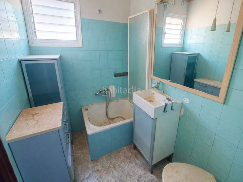 Foto c90d091f-2033-4c02-bb57-bdfc159fa8e6. Casa amb calefacció aparcament a Creu de Barberà Sabadell
