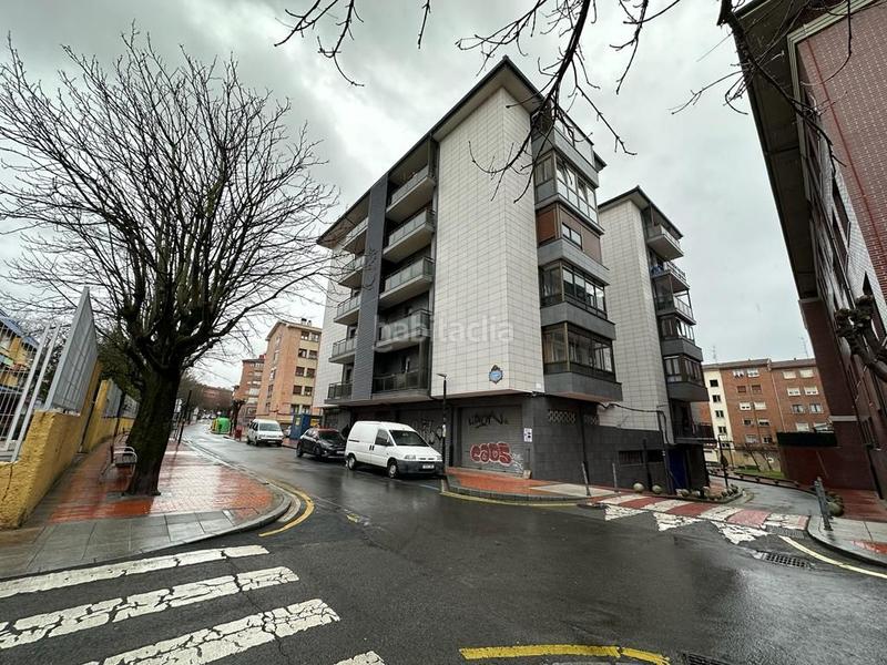 Foto 82d619cb-d3b3-4190-866a-95a32411c6f8. Local comercial en Lutxana - Llano Barakaldo