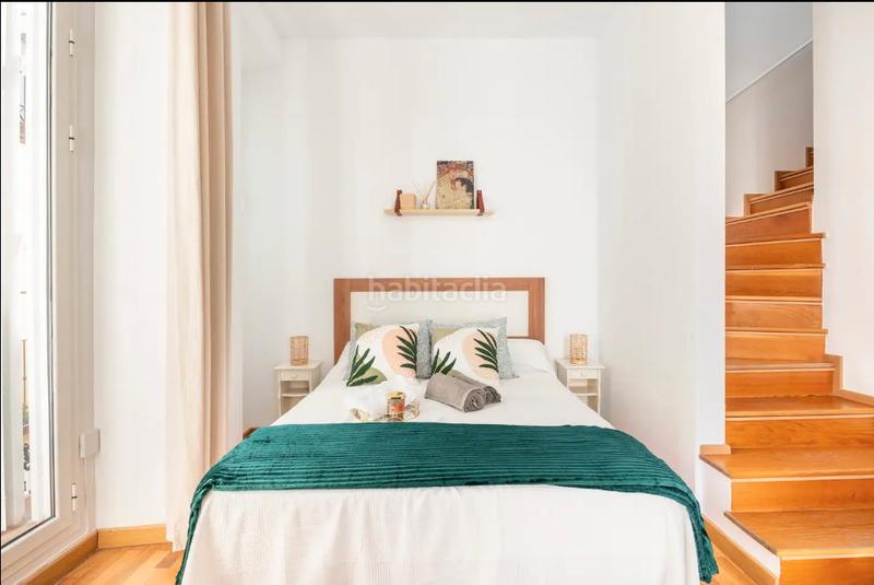 Foto 2b664f54-b7c1-466b-83af-4329a990b9d0. Ático en Feria Sevilla