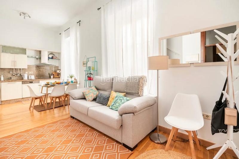 Foto 6fbf4e66-0111-4397-9aee-b05b1eca123a. Dachwohnung in Feria Sevilla