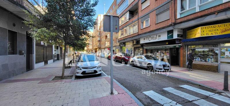 Foto 4677fabb-2622-43d3-abbb-b059b72fa03d. Local comercial en Hospital Valladolid