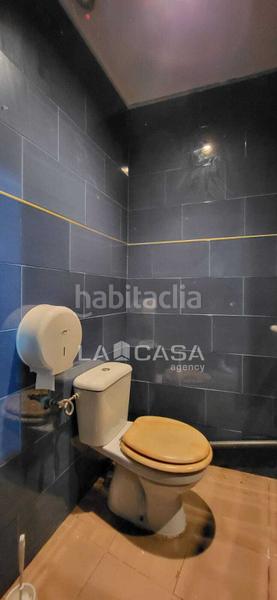 Foto b824f92e-b9d1-49d4-b25d-631f9f650a5f. Locale commerciale in Hospital Valladolid