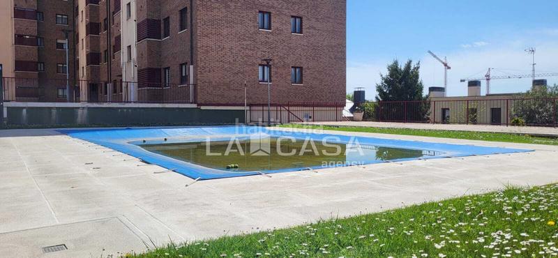 Foto 3f65af75-a8e5-41e8-a283-38f75a28ea53. Appartamento con riscaldamento parcheggio piscina in Valladolid