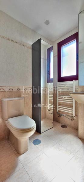Foto a4c4e7ab-3093-4b3a-abd8-85a82ad3c1bf. Appartamento con riscaldamento parcheggio piscina in Valladolid
