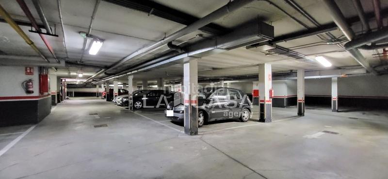 Foto d0cf8a00-6548-4402-96f7-64465c667280. Appartamento con riscaldamento parcheggio piscina in Valladolid