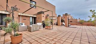 tic  Calle de martn santos romero. Espectacular tico reformado en parquesol con terraza de 155 m