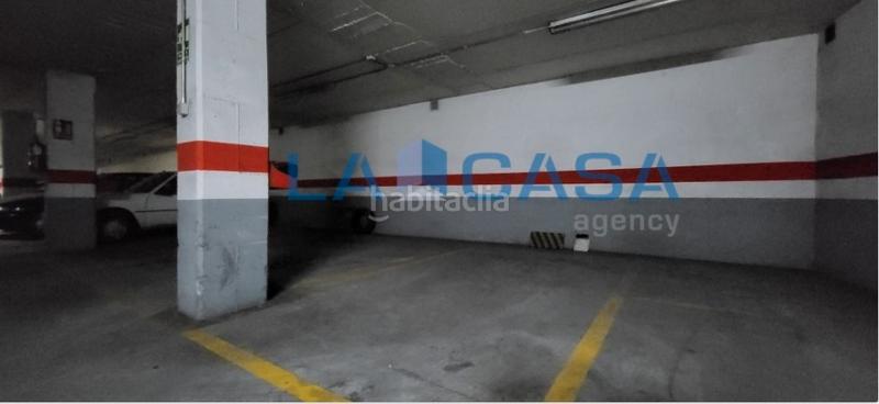Foto dbde37b4-1d63-4e8e-a7ac-b251b2d3fb8e. Parking coche en Plaza de Toros Valladolid
