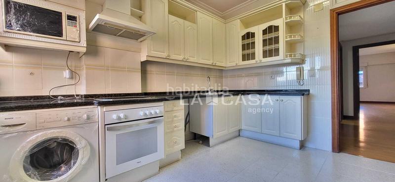 Foto 0a07a5a8-b8e6-4653-a3f5-cb8a9fecc2fd. Rent flat with heating in Campo Grande Valladolid