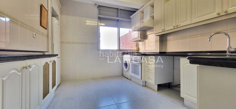 Foto f2ace4fa-22ee-49e7-bfad-68a4b03412a1. Rent flat with heating in Campo Grande Valladolid