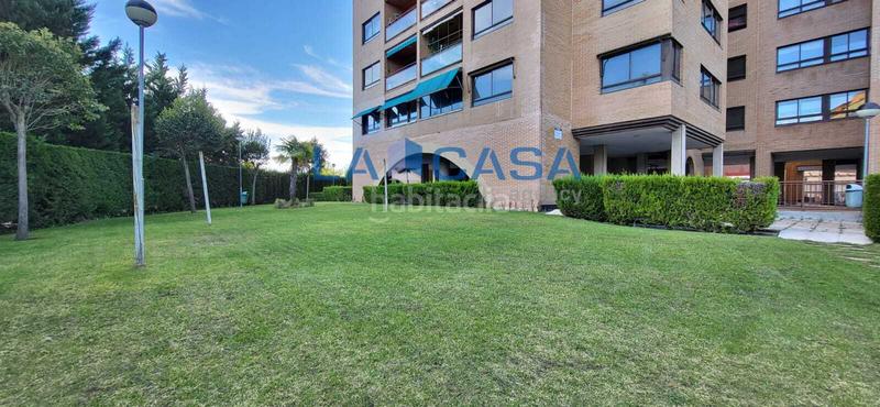 Foto 5d99a886-f784-423f-9d28-aa9b2e7c5dcb. Etagenwohnung mit heizung parking pool in Parquesol Valladolid