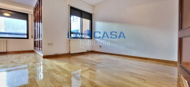 Foto de648b00-ea6b-4ce9-b7db-181b03df8c2f. Etagenwohnung mit heizung parking pool in Parquesol Valladolid