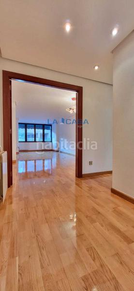 Foto 20a5cd94-4c88-4b51-8127-7e3666628edf. Flat with heating parking pool in Parquesol Valladolid
