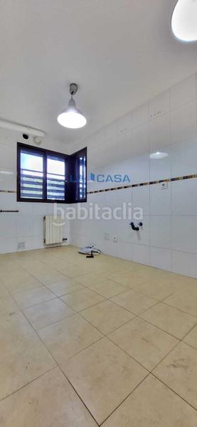 Foto 4b8f82d0-c6f9-49c6-9082-6e440a6b38c0. Pis amb calefacció aparcament piscina a Parquesol Valladolid