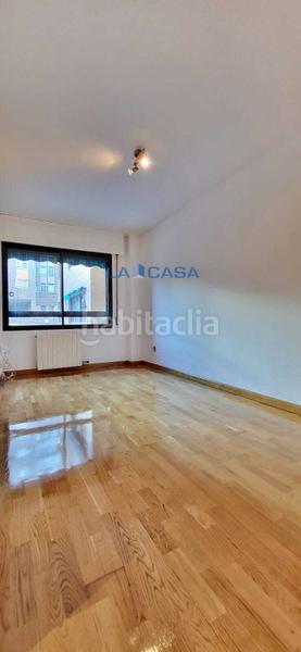 Foto a000bcb0-a78c-4f3d-88af-9865b4568897. Piso en Parquesol Valladolid